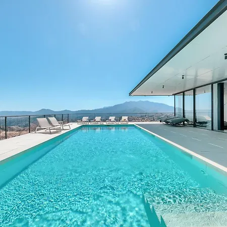 Luxury With Heated Pool, Gym And Cinema * Málaga
