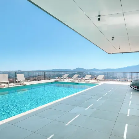 Luxury With Heated Pool, Gym And Cinema Málaga